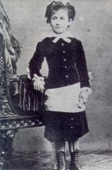 Maria Montessori mit 10 Jahren im Jahr 1880